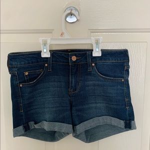 Celebrity pink jean shorts